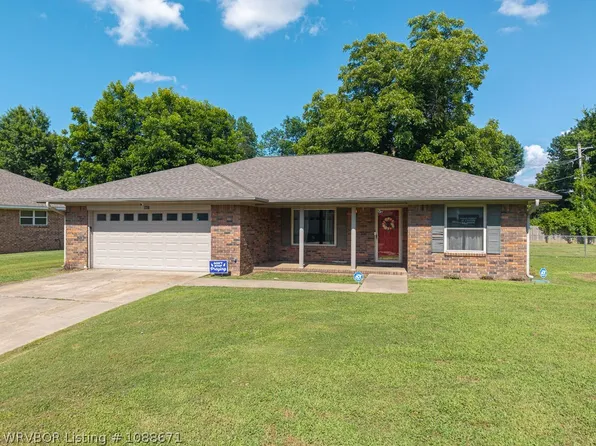 8405 Meadow Dr, Fort Smith, AR 72908