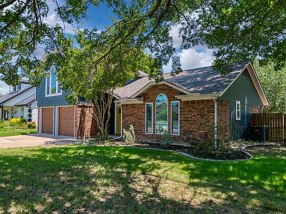 2nd image of 485 Ashley Ln