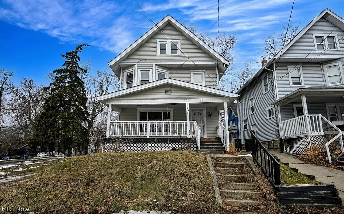 77 W Mildred Ave photo 1