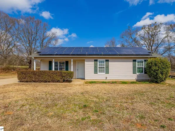 137 Belle Flower Ct, Spartanburg, SC 29303