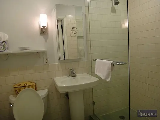 Rented by Brownstone Real Estate | media 36