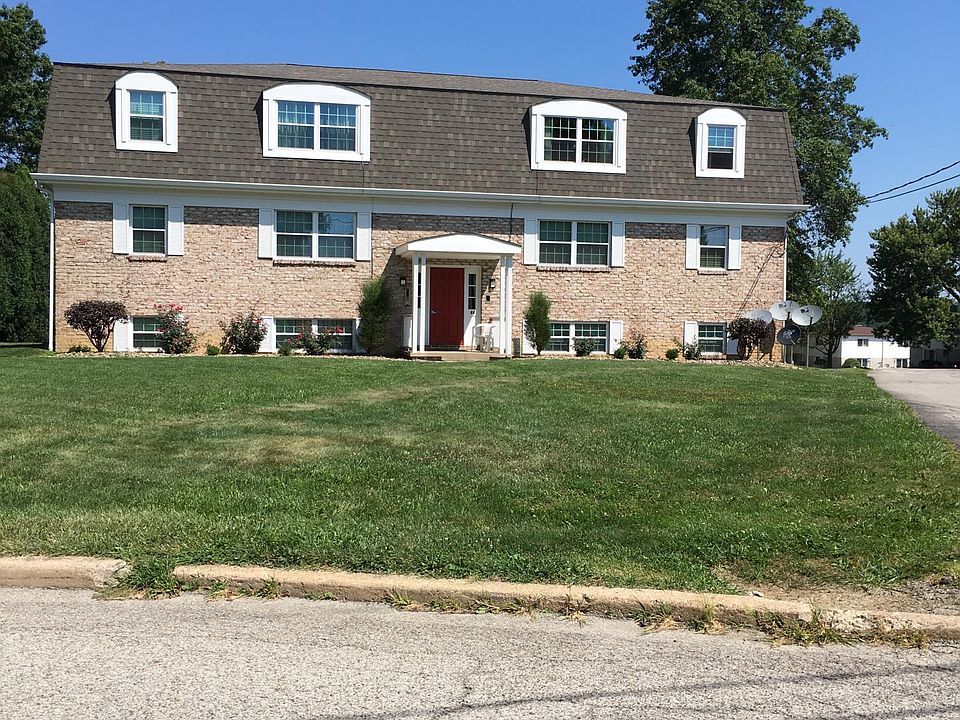 1st image of 68 Forest Garden Dr APT 2