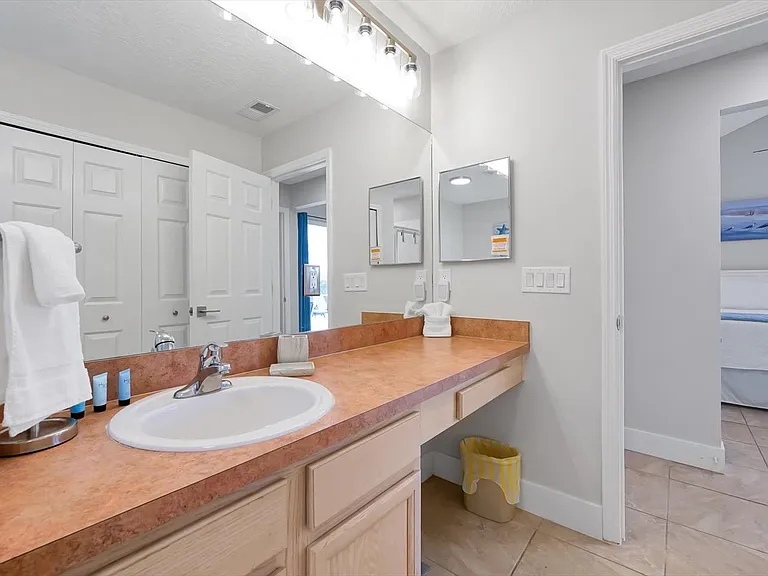 408 Jaybee Ave — Photo 28