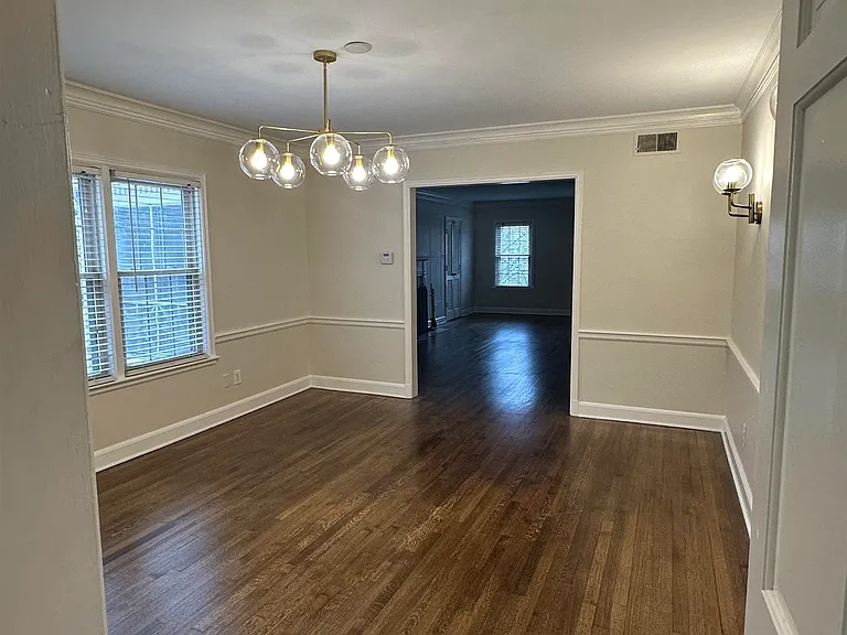 2906 Tishomingo Ln — Photo 6