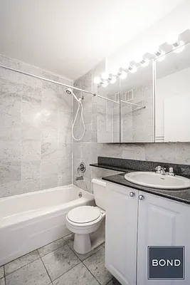 Rented by Bond New York | media 19