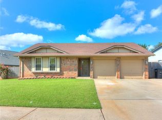 1300 Northridge Rd, Moore, OK 73160