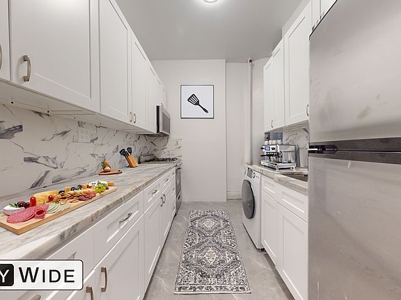 4th image of 335 E 88th St APT 4B