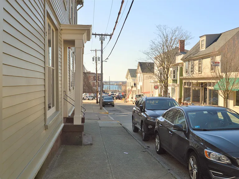 31 1/2 Franklin St #2 — Photo 21