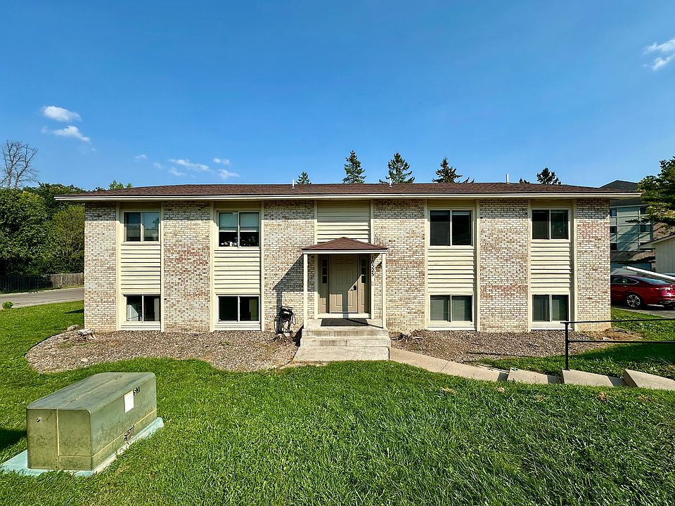 1st image of 10525 45th Ave N #2