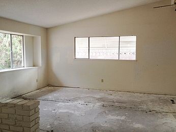 5th image of 623 Hogan Dr