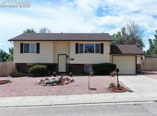 6905 Chippewa Rd, Colorado Springs, CO 80915