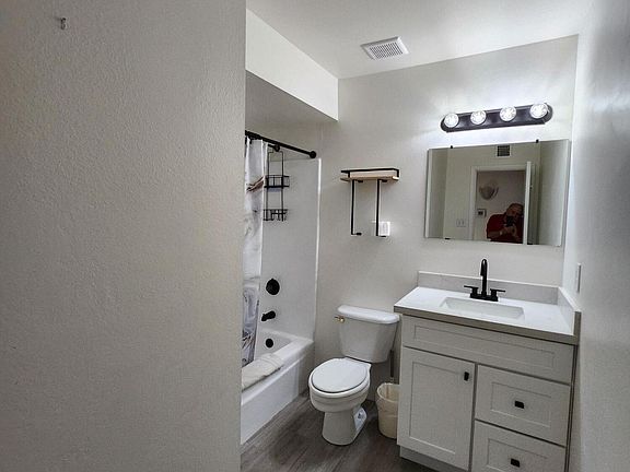 5th image of 5117 W Acoma Dr