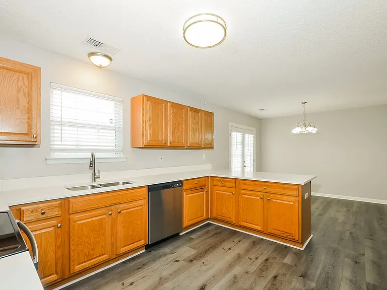 9961 Fox Run Dr — Photo 8