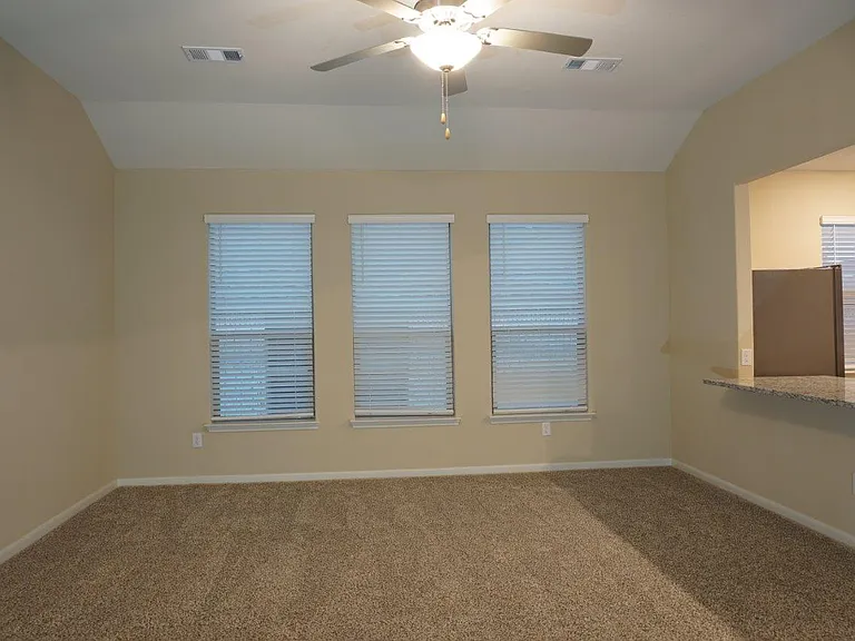 1823 Dahlia Way — Photo 11