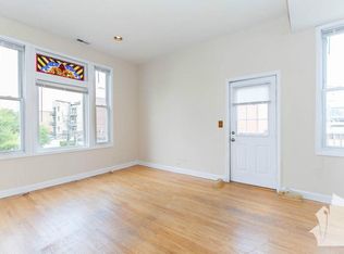 3419 N Janssen Ave #2R, Chicago, IL 60657