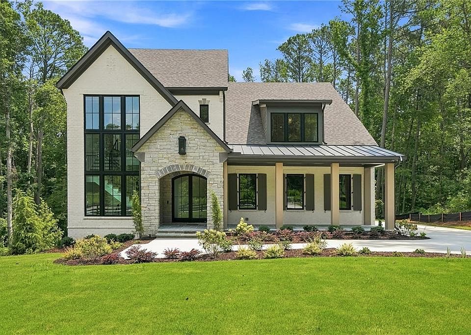 1st image of 275 Heatherton Way