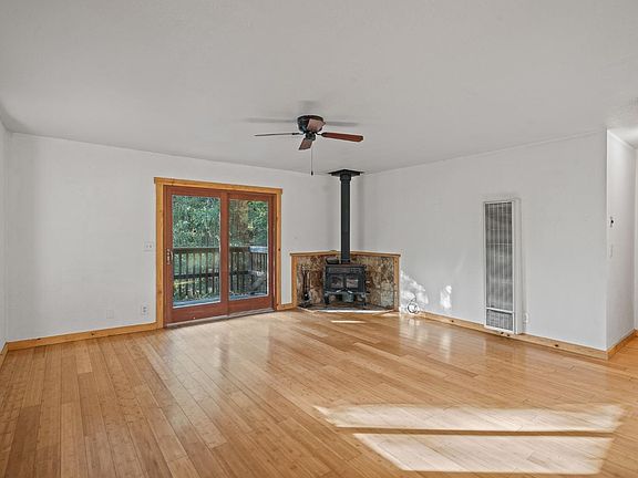 4th image of 1762 Tecolote Dr