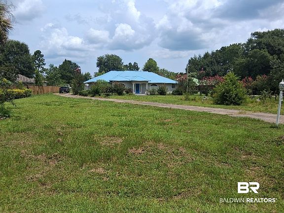 3rd image of 32289 River Lake Rd