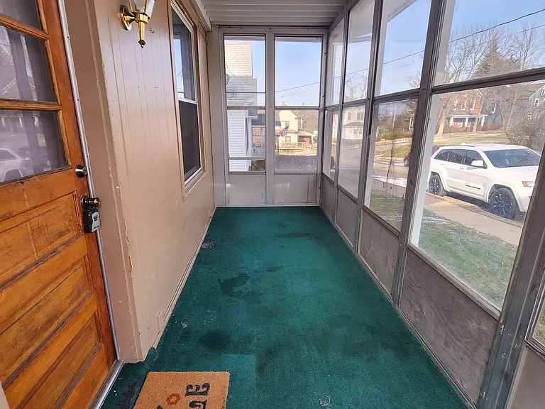 2259 Schroeder St — Photo 3
