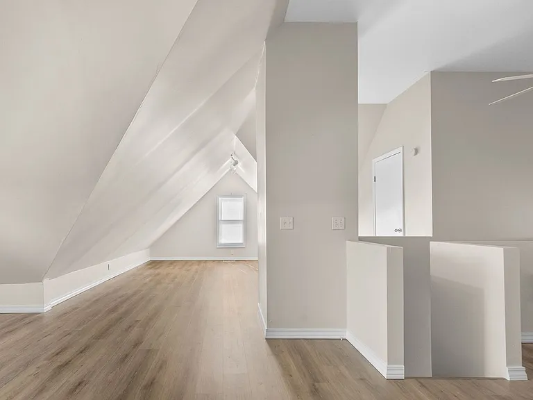 732 S Main Ave — Photo 34