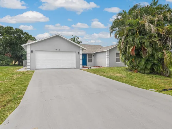 1486 SE Grapeland Avenue, Port St Lucie, FL 34952