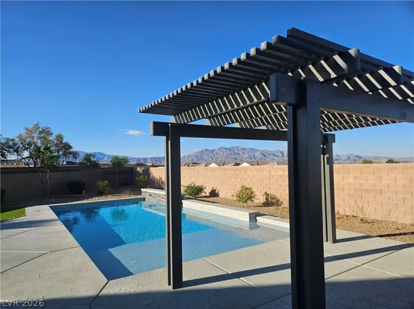 6390 Painted Creek St, Las Vegas, NV 89149