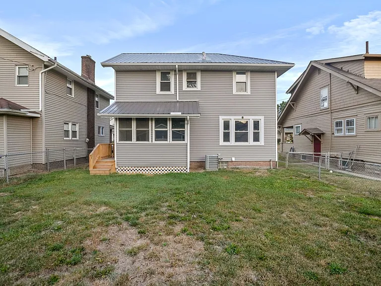 112 Linden Ave — Photo 24