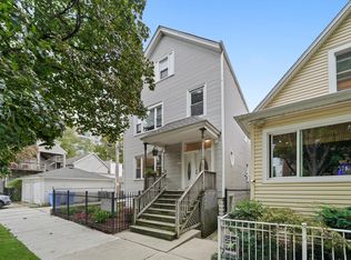 2515 W Charleston St, Chicago, IL 60647