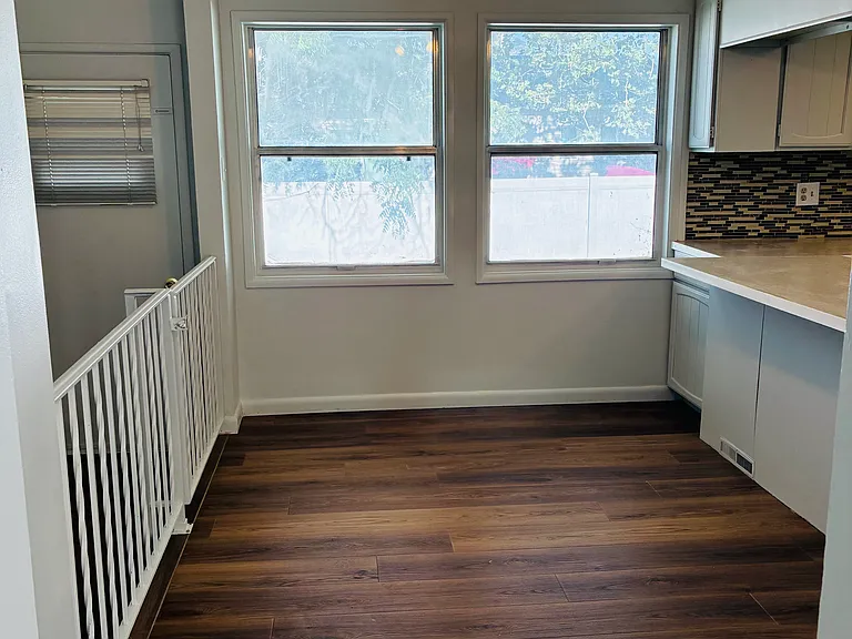 4640 S 475 W — Photo 2