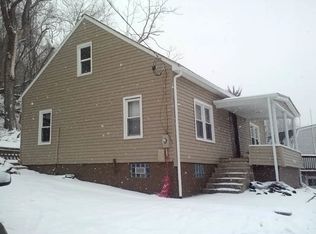 5 W Victory Rd, Martins Ferry, OH 43935