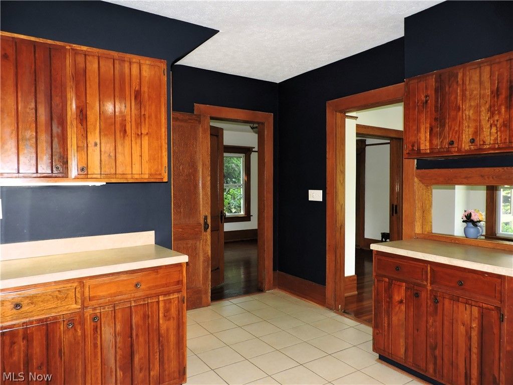 955 N Portage Path, Akron, OH - View 4