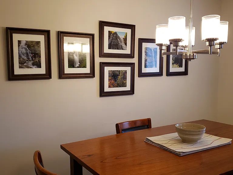 102 Jamestown Ct — Photo 4