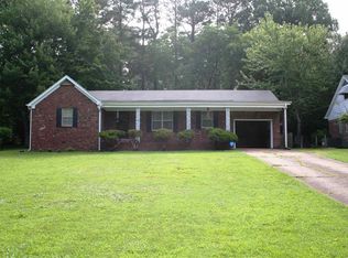 816 Flicker Dr, Dyersburg, TN 38024