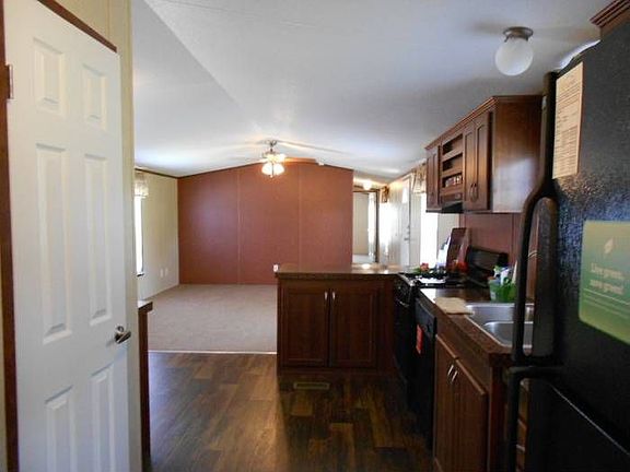 living room/kitchen_3