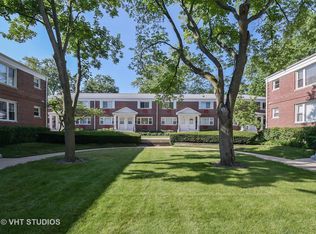 1161 Deerfield Rd, Deerfield, IL 60015