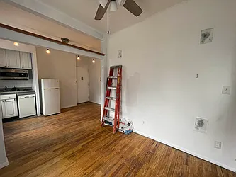 Rented by Best Apartments North Inc