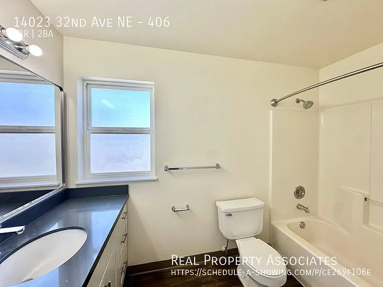 Parkway 1 — Photo 35