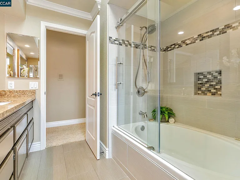 668 Sun Tree Ct — Photo 51