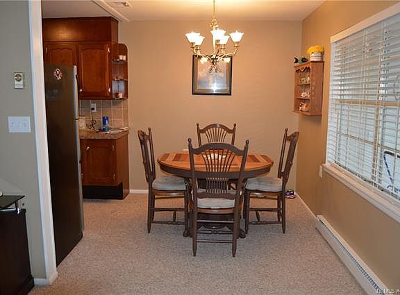 5th image of 552A Sheffield Ct #100A