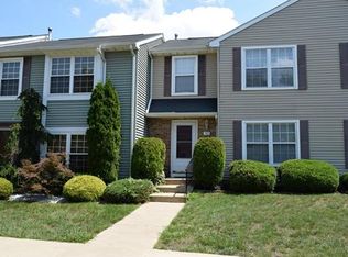 10 Rodio Ct, Sayreville, NJ
