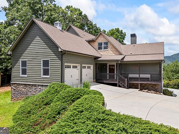 2nd image of 482 Miners Mountain Rd