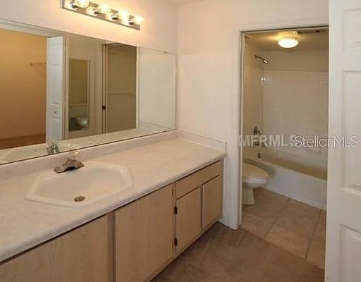 14037 Fairway Island Dr #234 — Photo 11