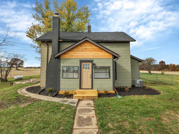 1456 Hazelton Etna Rd SW