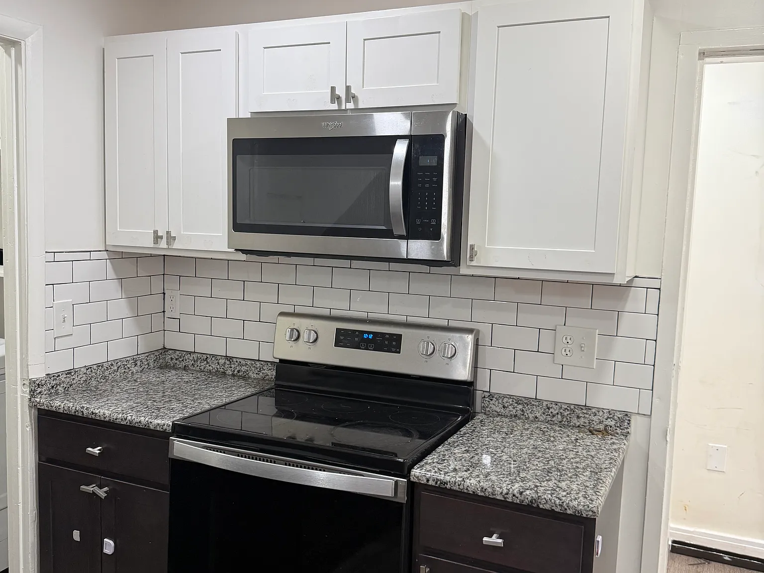 2 bed, 1000 sqft, $1,095 — Photo 1
