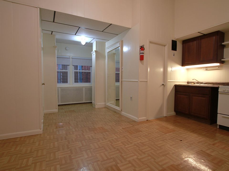 Building Photo 3