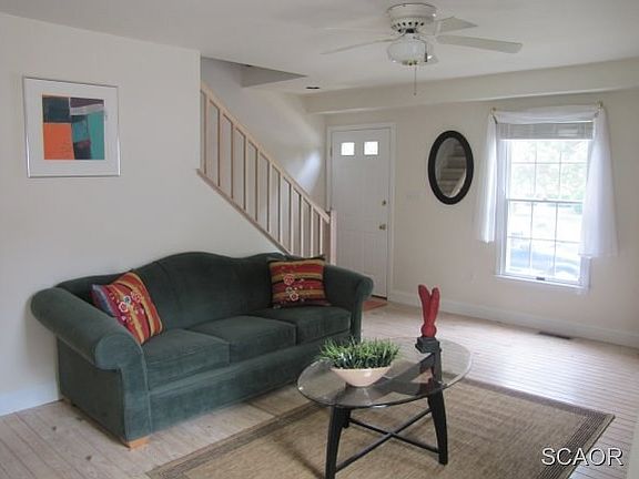 3rd image of 315 Park Ave