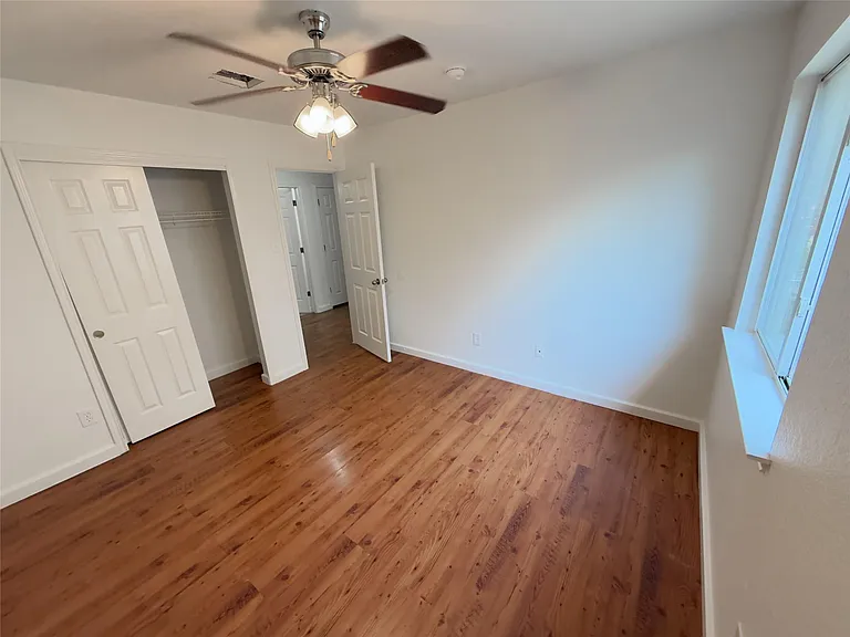 339 Oxford Dr — Photo 7