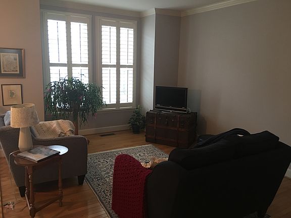 Living w/Plantation Shutters