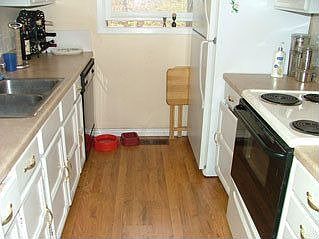 2nd image of 25 Annette Ln