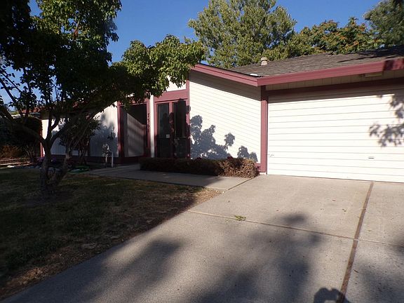 3rd image of 7361 Souza Cir